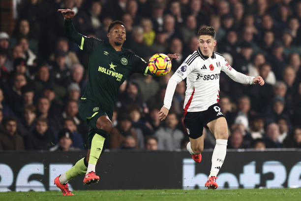 筑起了坚固 筑起了坚固